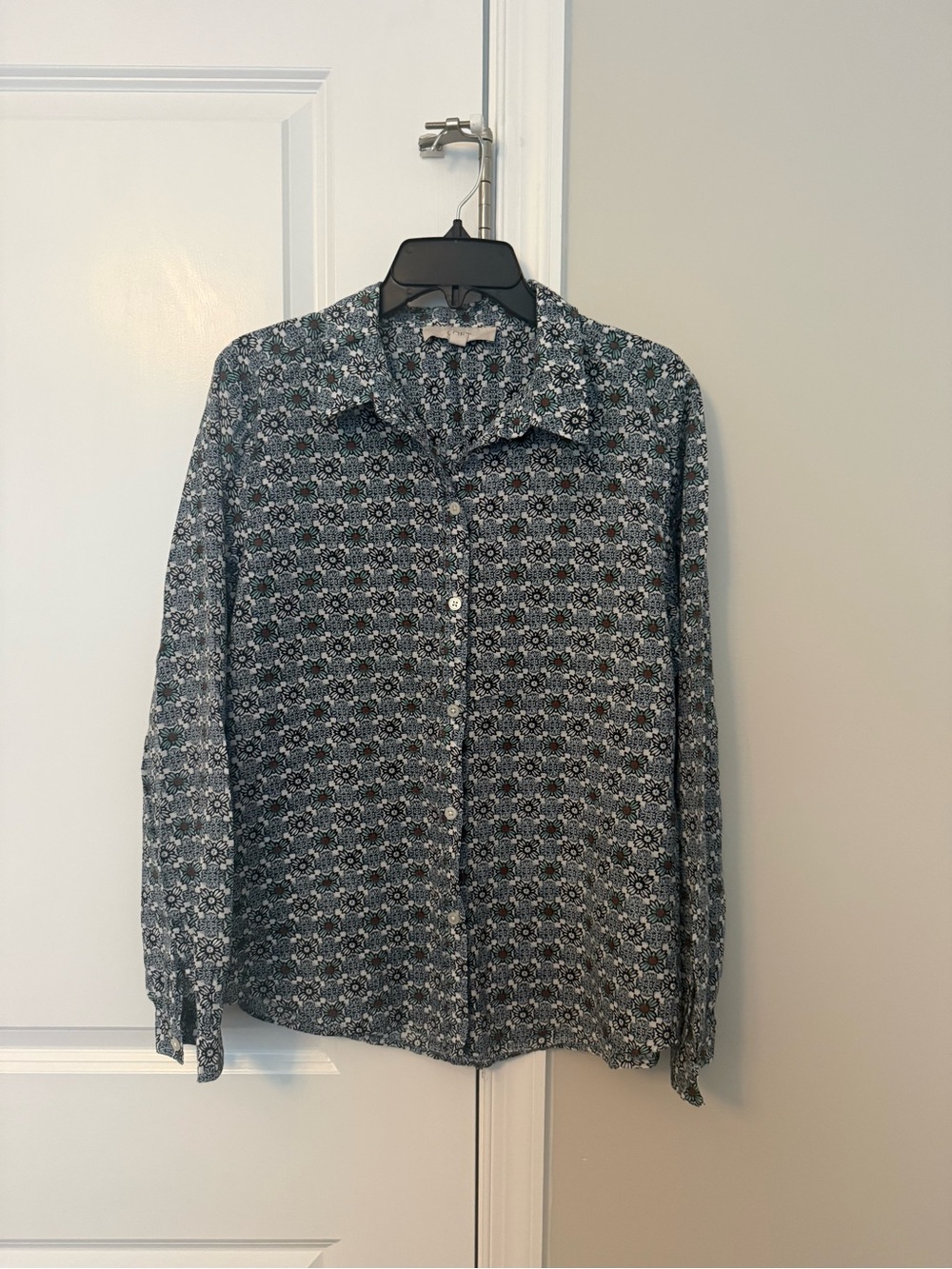 LOFT Black and White Geometric Button-Up Blouse